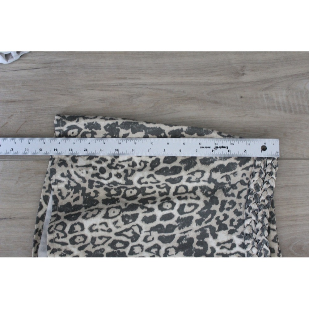 Entro Women's Leopard Print Braided Tie Wrap Skort Tan Charcoal Small - Picture 8 of 10